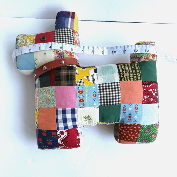 Vintage 1950s Handmade Patchwork Quilt Scottie Dog w Collar Pillow 14X14 Stuffie - Picture 5 of 10